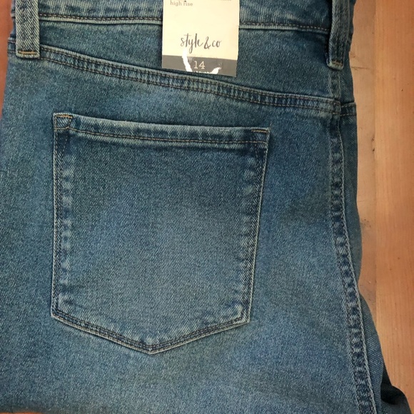 NWT NEW Style & Co High-Rise Straight Ankle Jeans distressed Sz 14 Macy’s - Picture 8 of 8